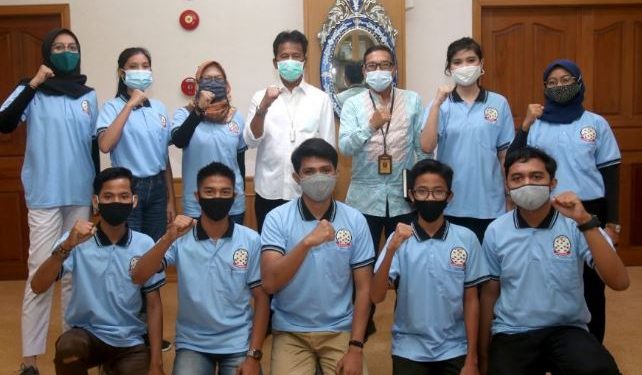 Forum Informasi Remaja (FIR) Kota Batam dalam kunjungan ke Kantor Wali Kota Batam, Jumat (11/12).