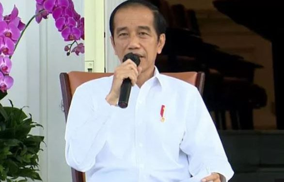 Tangkapan layar - Presiden Joko Widodo mengumumkan 6 menteri baru Kabinet Indonesia Maju dari beranda Istana Merdeka Jakarta pada Selasa (22/12/2020). ANTARA/Tangkapan layar Youtube Sekretariat Presiden/pri.