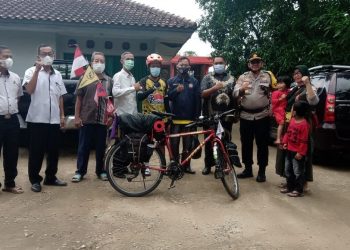 Tanzilal Pesepeda asal Kelurahan Suka Mulya, Kecamatan Cikupa.