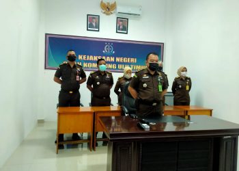 Kepala Kejaksaan Negeri OKU Timur Dr. Akmal Kodrat, SH.,M.Hum.
