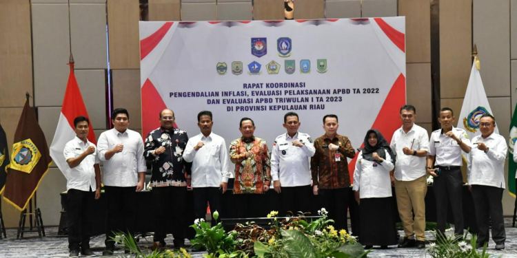 Gubernur Kepulauan Riau H. Ansar Ahmad. (Foto : Diskominfo).