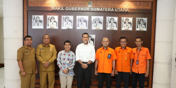 Wakil Gubernur (Wagub) Sumatera Utara (Sumut) Musa Rajekshah menyambut baik penyaluran bantuan pangan pengentasan stunting kepada 139.464 Keluarga Risiko Stunting . ( Foto : Diskominfo Sumut)