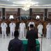 Sekdakab Langkat H Amril, S.Sos,MAP mengambil sumpah /janji.(Foto : Diskominfo)