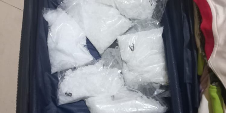 Barang Bukti kantong plastik berisikan narkoba jenis sabu-sabu. (Foto : Humas BP).
