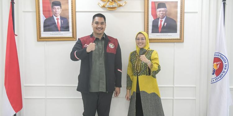 Bupati Purwakarta Anne ratna Mustika dan Menpora. ( Foto : Diskominfo Purwakarta)