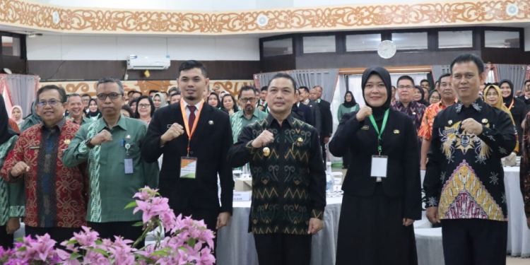 Pembukaan Pelatihan Kepemimpinan Pengawas Angkatan IV dan Angkatan V Provinsi Kalimantan Barat Tahun 2023. ( Foto : Diskominfo Kalbar)