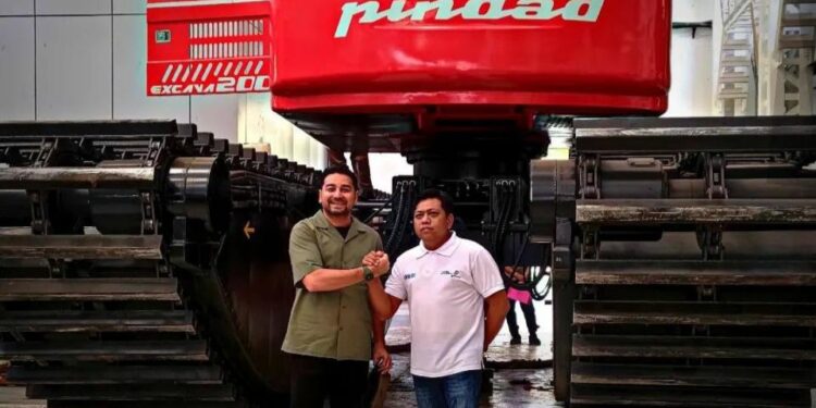 Foto 2 - Direktur Utama PT Pindad International Logistic, Suresh Ferdian. (Dok. Istimewa)