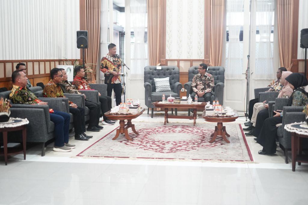 OKU Timur