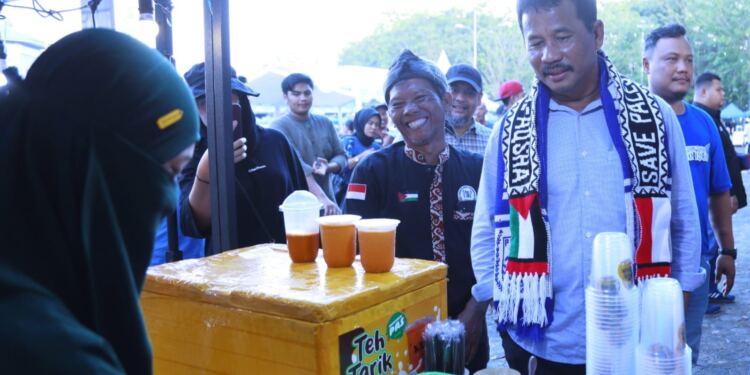 Kepala BP Batam Muhammad Rudi Tinjau UMKM. (Foto/Humas BP Batam)