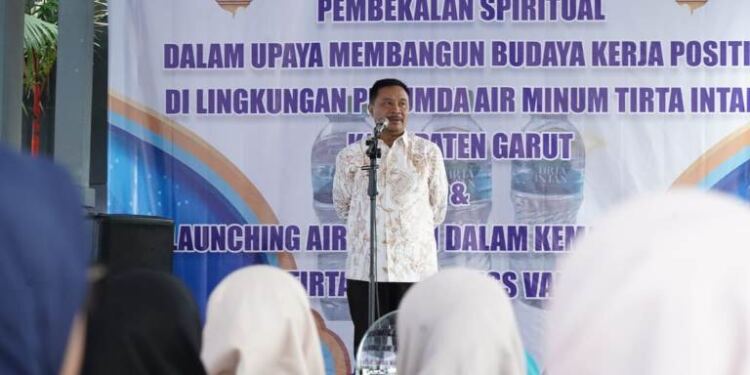 Penjabat (Pj) Bupati Garut, Barnas Adjidin. (Foto/Wawan).