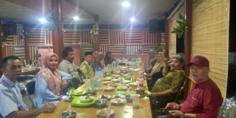 Alumni IKA SMP Negeri 1 Vll Koto Sungai Sarik . (Foto/Agustin).