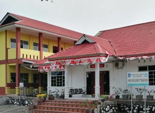 Sekolah Menengah Atas (SMA) Negeri 17 di Batam memiliki kantin. (Foto/Dokumentasi).