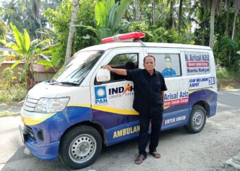 Aligerai (53) salah satu timrelawan H.Arisal Azis (foto/agustin)