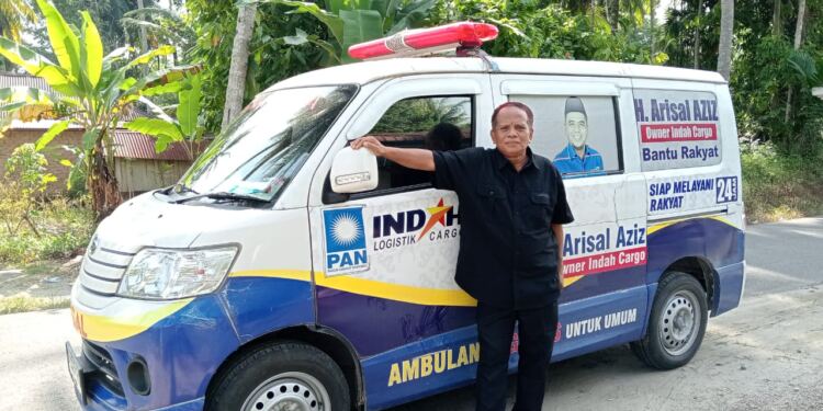 Aligerai (53) salah satu timrelawan H.Arisal Azis (foto/agustin)