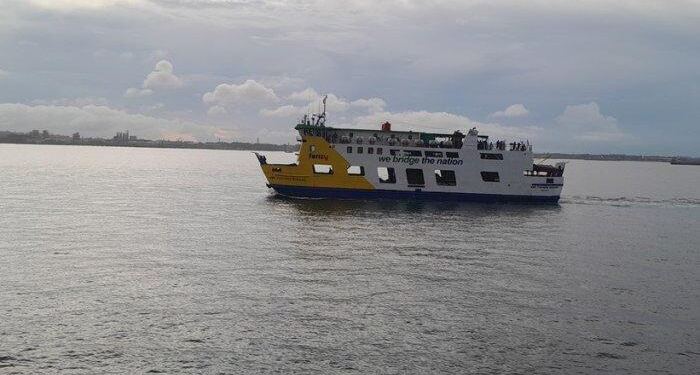 KMP Tanjung Burang (Foto/Tribun Batam)