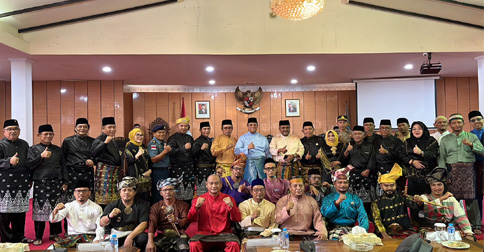 Rapat Paripurna pengesahan Perda Hari Jadi Karimun. (foto/net)