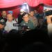 Kapolda Sumbar Irjen Pol Suharyono, bersama Wakapolda Brigjen Pol Gupuh Setiyono, mendampingi tim dari Kompolnas RI untuk melakukan peninjauan lokasi penemuan mayat di bawah jembatan Kuranji Padang, Kamis (27/6/2024) dini hari. (foto/net)