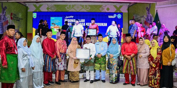 Bengkalis Terima Penghargaan Kampung Keluarga Berkualitas(foto/net)