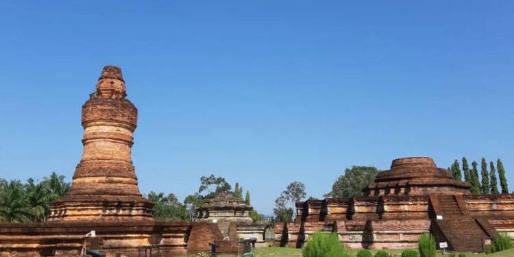 Candi Muaratakus, Riau. (foto/net)