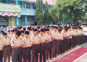 Akibat Kemarau, siswa di Aceh Barat Laksanakan Shalat Istisqa untuk Meminta Hujan. (Foto/Doc)