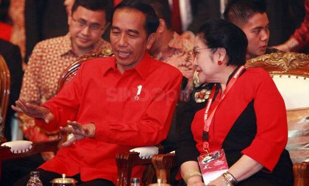 Presiden Joko Widodo beserta Ketum PDIP, Megawati Soekarno Putri.
