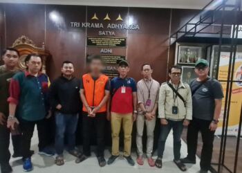 Tim Adhyaksa Monitoring Center (AMC) Kejaksaan Agung (Kejagung) berhasil menangkap Bagus Adi Pamungkas. (foto/doc)