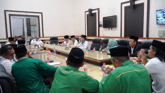 Pj Bupati Langkat menerima kunjungan tokoh agama Kabupaten Langkat. (Foto/Doc)