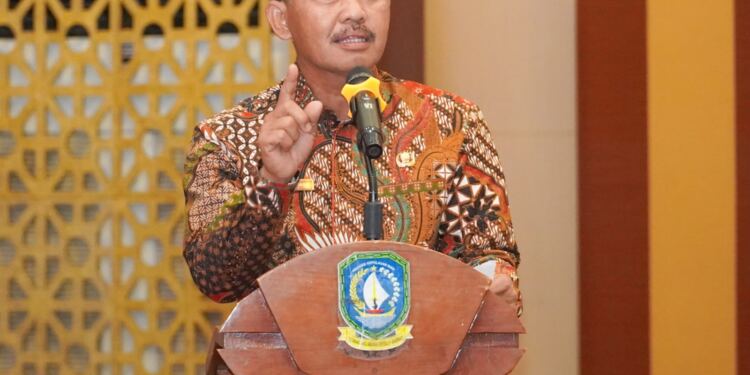 Sekda Provinsi Kepulauan Riau, Adi Prihantara (foto/net)