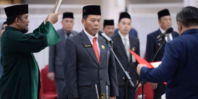 Pelantikan Ery Putra (foto/net)