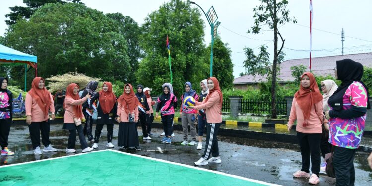 DWP Pemkab Bengkalis Gelar Pertandingan Bola Voli Peringati Hari Jadi Ke - 25 (foto/Diskominfo Bengkalis)