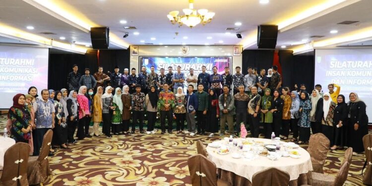 Acara Silaturami Bbersama Insan Komunikasi se Kota Batam. (Foto/Diskominfo).