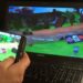 Ilustrasi screencast atau mirroring dari HP ke laptop (foto/net)