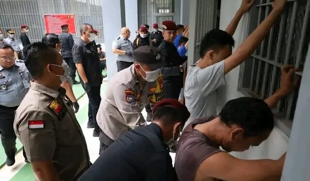 Lapas Kelas IIA Pekanbaru Gelar Razia Warga Binaan (foto/Media Center Riau)