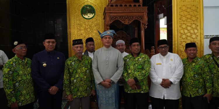 Pj Bupati Langkat Resmikan Masjid Ke-49 Yayasan Haji Anif Di Desa Jaring Halus (foto/Diskominfo Langkat)
