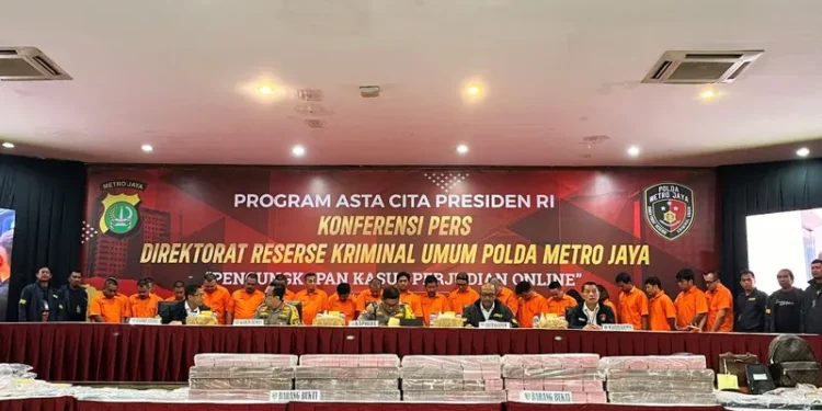 Polda Metro Jaya Tetapkan 28 Tersangka Kasus Situs Judol Libatkan Komdigi (foto/doc)