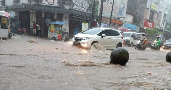 Salah satu titik banjir di wilayah Sukabumi (foto/ist)