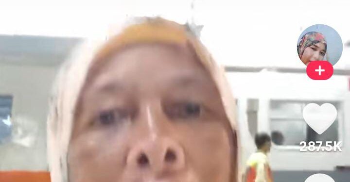 Tangkapan layar video viral ibu ngamuk (foto/TikTok)
