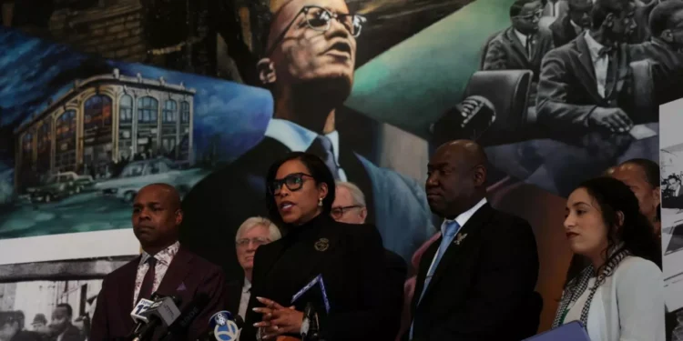 Tiga Putri Aktivis Muslim Malcolm X Gugat CIA, FBI, dan NYPD Senilai Rp1,5 T atas Pembunuhan Ayahnya (foto/REUTERS)