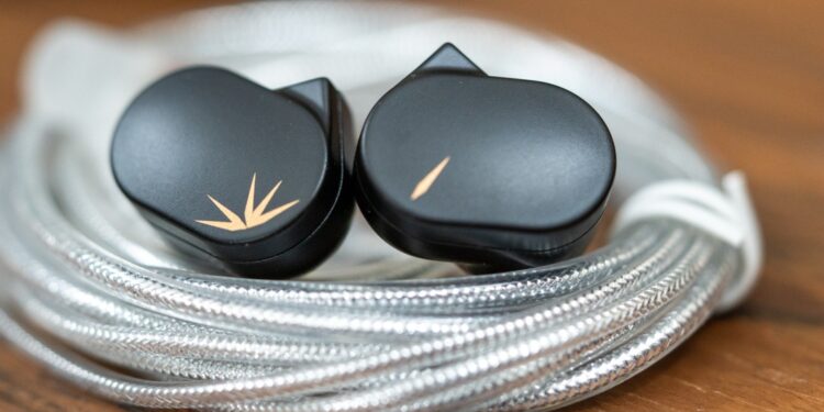 Moondrop Chu II, salah satu In-Ear-Monitor suara balance yang jadi pilihan populer di harga budget (foto/Head-Fi)