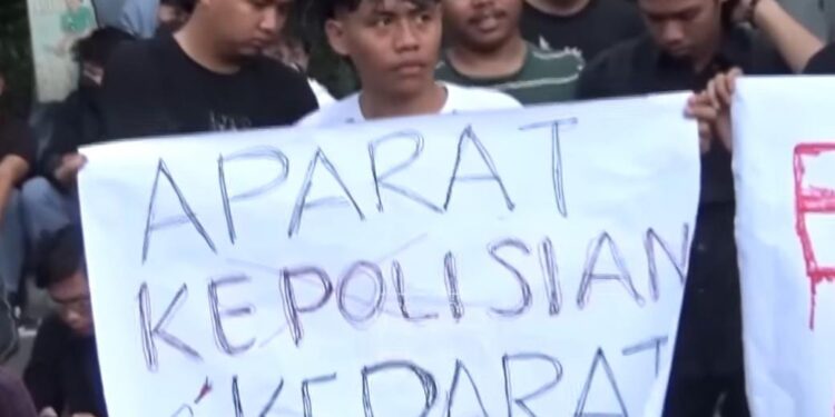 Aksi demo ratusan pelajar tuntut kasus ini mendapat keadilan (foto/ist)
