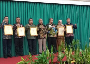 Bukti Komitmen Menuju Kabupaten Sehat, Garut Raih Swasti Saba Wistara 2023 (foto/Diskominfo Garut)