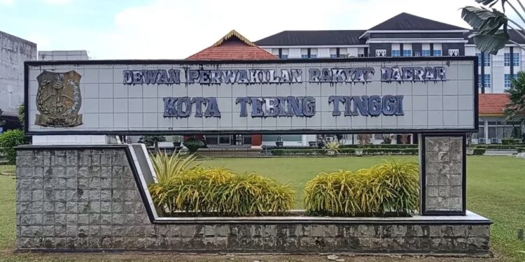 Kantor DPRD Tebing Tinggi (foto/doc)