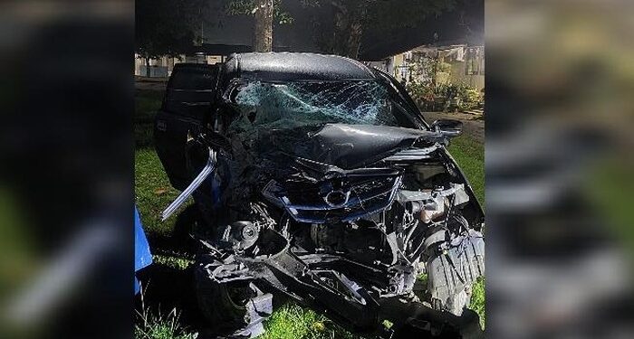 Mobil yang ringsek usai kecelakaan (foto/ist)