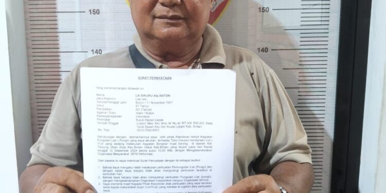 Pelaku yang diamankan di Polres Bintan (foto/doc)