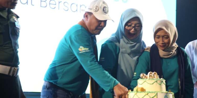 Pj Bupati Barnas Buka Puncak Peringatan HKN Ke-60 Tingkat Kabupaten Garut (foto/Diskominfo Garut)