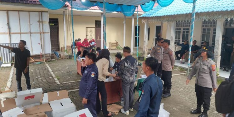 Polres Langkat Amankan Rapat Pleno Rekapitulasi Perhitungan Suara Pilkada (foto/doc)