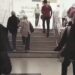 Puluhan karyawan ANTV berjalan keluar gedung usai di PHK (foto/Instagram)