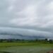 Awan Mirip Gelombang Tsunami Muncul di Langit Maros, Warga Mengaku Waswas (foto/Instagram)
