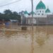 Salah satu Masjid terendam banjir dalam peristiwa ini.(foto/Media Center Riau)