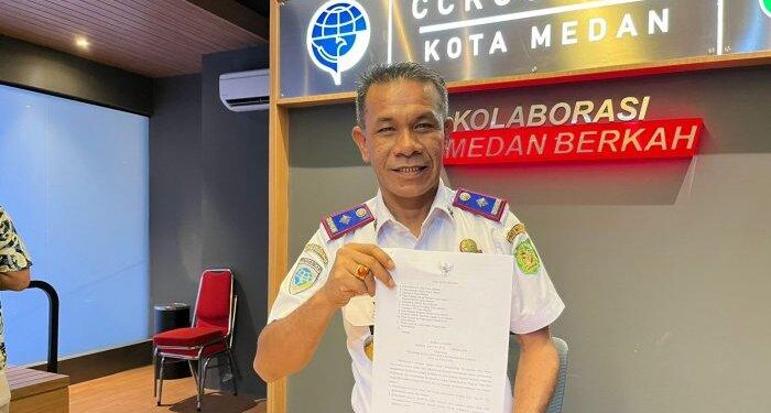Kepala Dinas Perhubungan (Kadishub) Kota Medan, Iswar Lubis. (foto/dok)